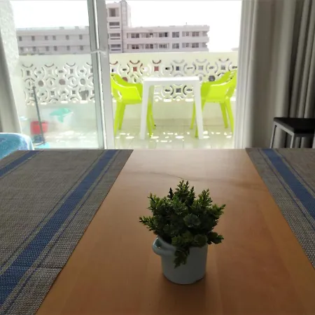 Apartment South Facing With Sea View And Free Wifi In Playa Honda Heart Of Americas *
